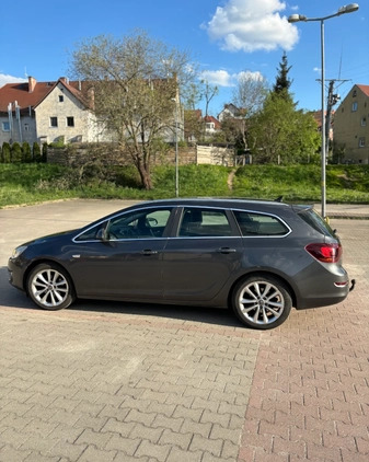 Opel Astra cena 18900 przebieg: 335000, rok produkcji 2012 z Złotoryja małe 106